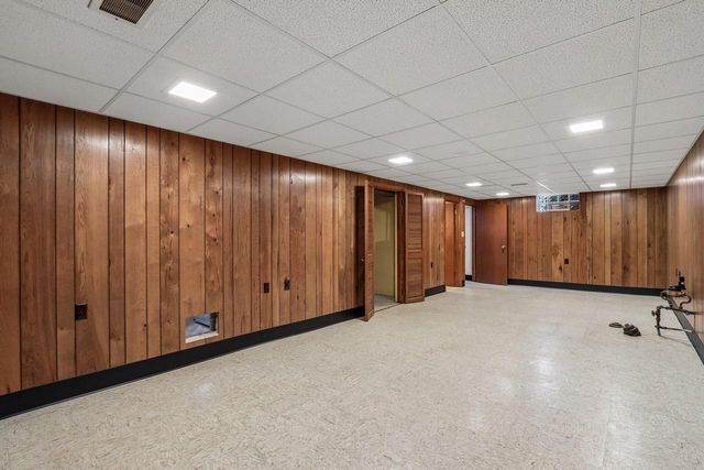 2606 Eisenhower DRIVE, Racine, WI 53405
