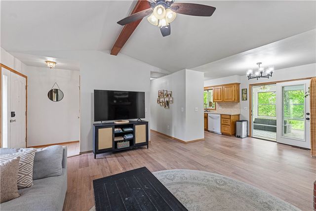 6 Zennor Lane, Bella Vista, AR 72715