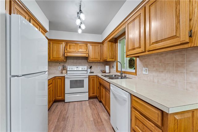 6 Zennor Lane, Bella Vista, AR 72715