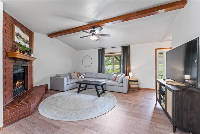6 Zennor Lane, Bella Vista, AR 72715