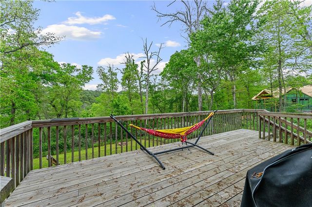 6 Zennor Lane, Bella Vista, AR 72715