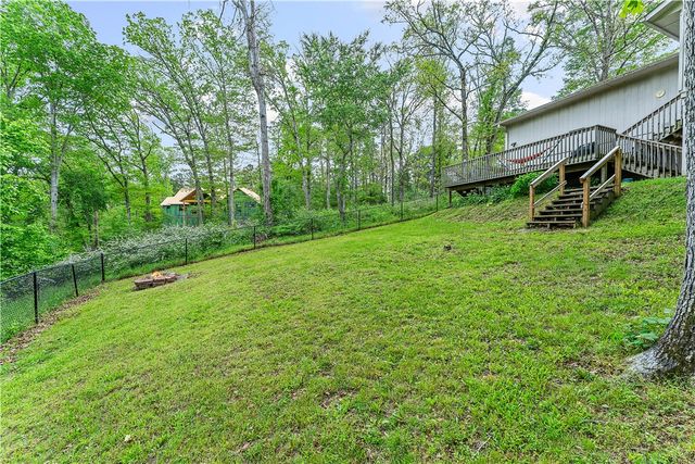6 Zennor Lane, Bella Vista, AR 72715