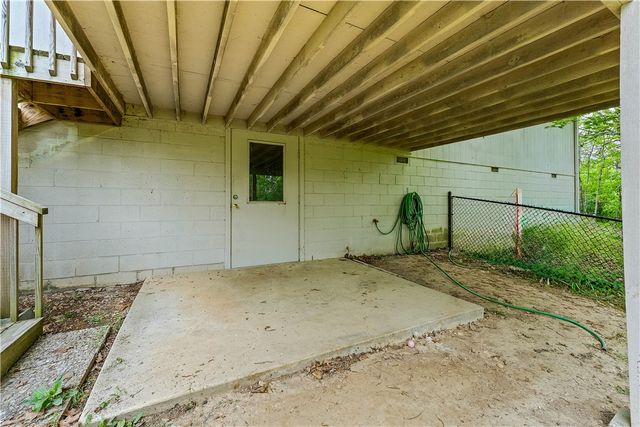 6 Zennor Lane, Bella Vista, AR 72715
