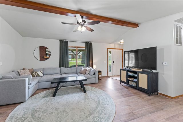 6 Zennor Lane, Bella Vista, AR 72715