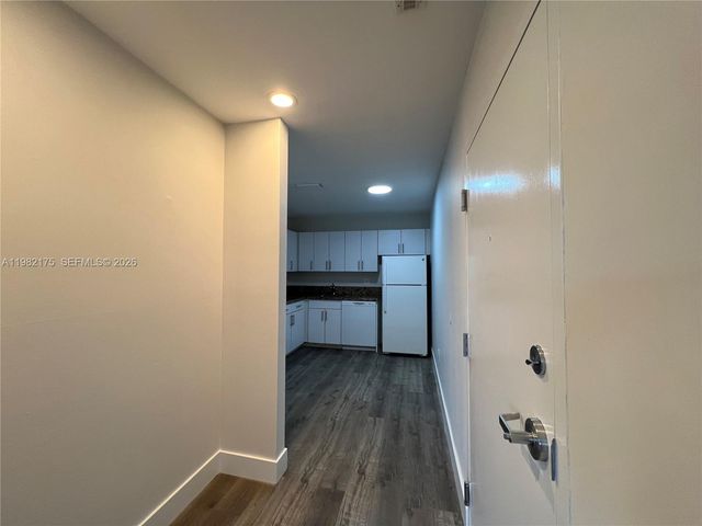 21133 SW 85th Ave 302, Cutler Bay, FL 33189