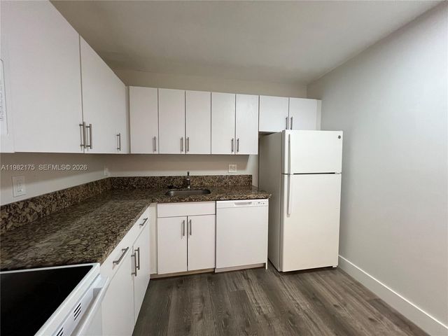 21133 SW 85th Ave 302, Cutler Bay, FL 33189