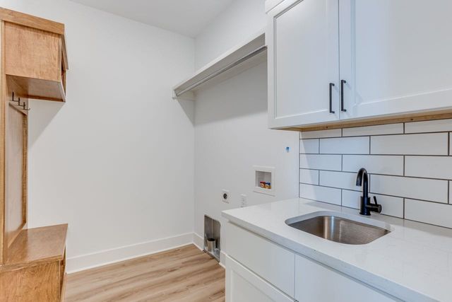 3566 N Tyler Ct, Wichita, KS 67205