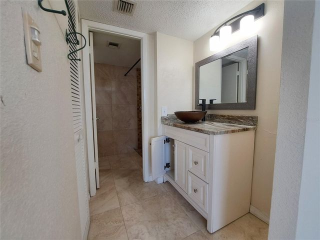 201 W LAUREL STREET 801, Tampa, FL 33602