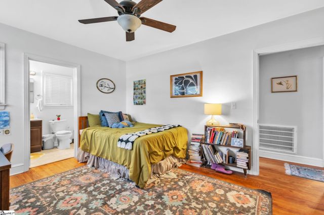 40 N Garden Circle, Greenville, SC 29615