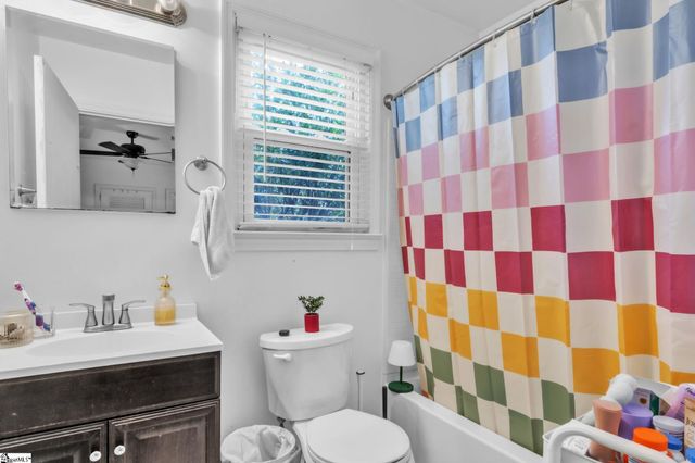 40 N Garden Circle, Greenville, SC 29615