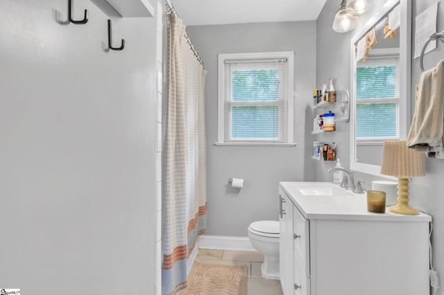 40 N Garden Circle, Greenville, SC 29615