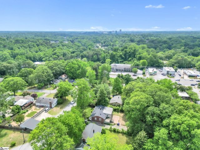 40 N Garden Circle, Greenville, SC 29615
