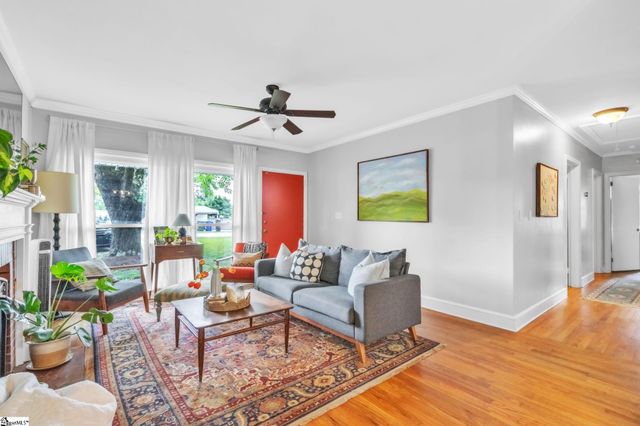 40 N Garden Circle, Greenville, SC 29615