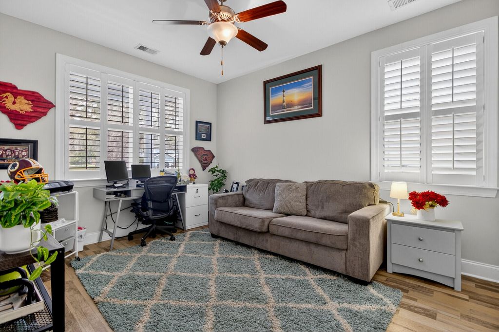 Image 18 of property listing at 5106 Celtic Drive, North Charleston, SC 29405