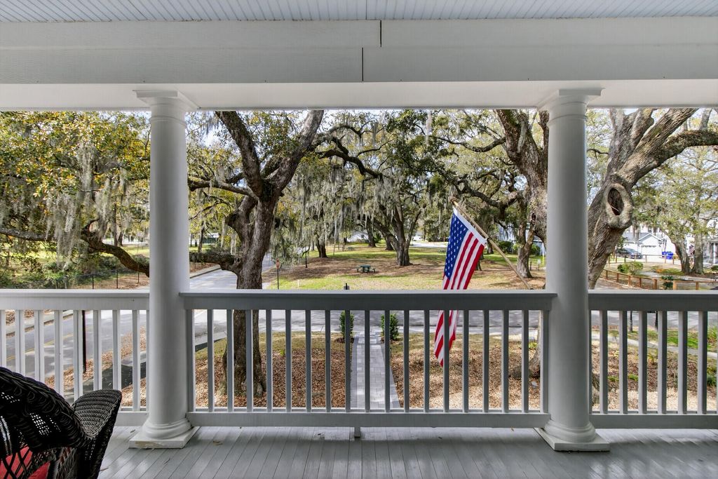 Image 24 of property listing at 5106 Celtic Drive, North Charleston, SC 29405