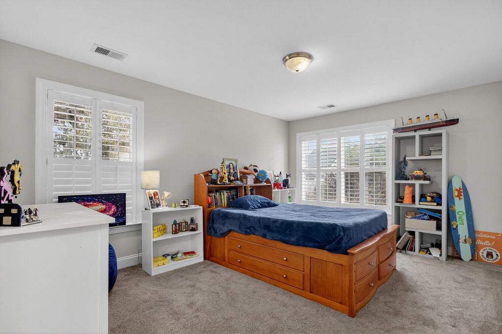 Image 37 of property listing at 5106 Celtic Drive, North Charleston, SC 29405