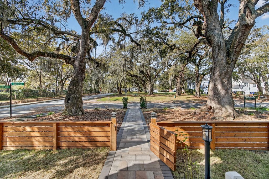 Image 44 of property listing at 5106 Celtic Drive, North Charleston, SC 29405