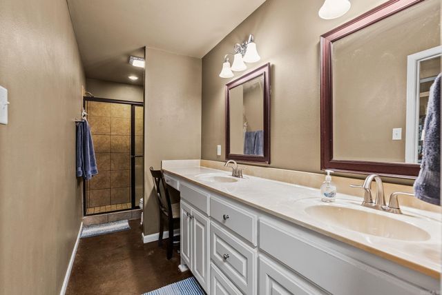2519 Springhill Village Dr, Bryant, AR 72022