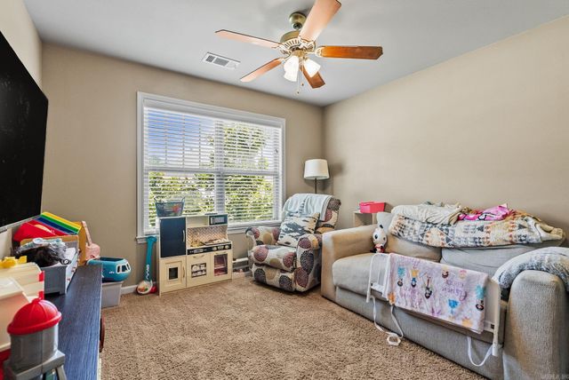 2519 Springhill Village Dr, Bryant, AR 72022