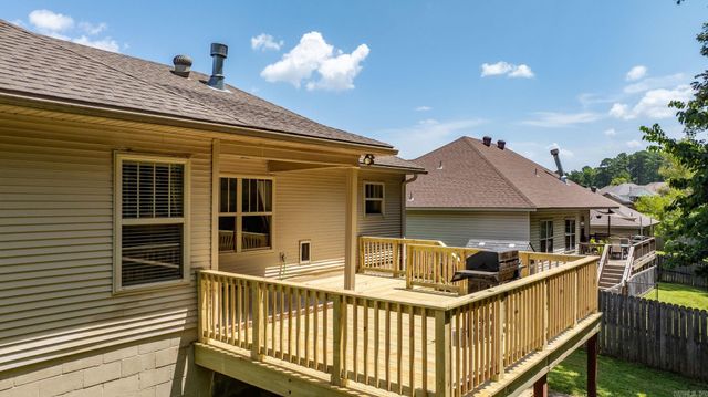 2519 Springhill Village Dr, Bryant, AR 72022