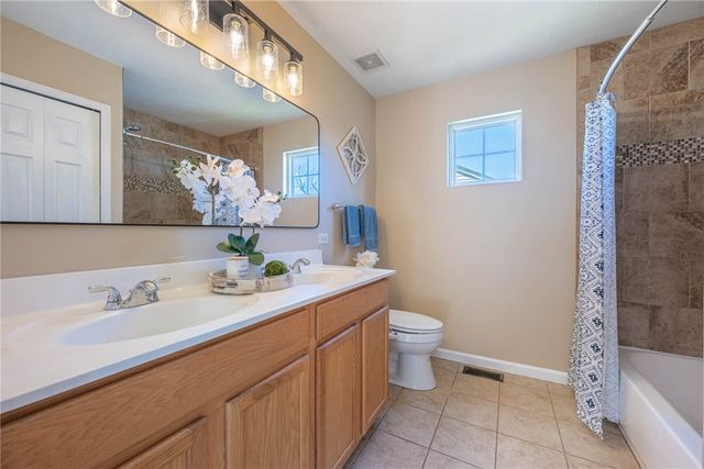 3240 Federalist Drive, Kettering, OH 45440