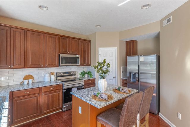 3240 Federalist Drive, Kettering, OH 45440