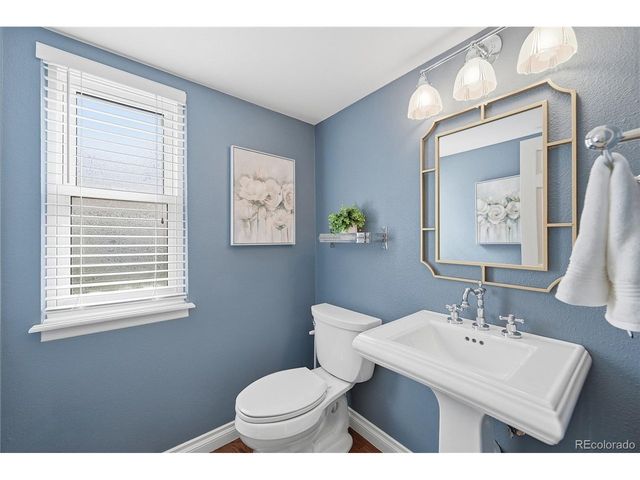 7887 S Ulster St, Centennial, CO 80112