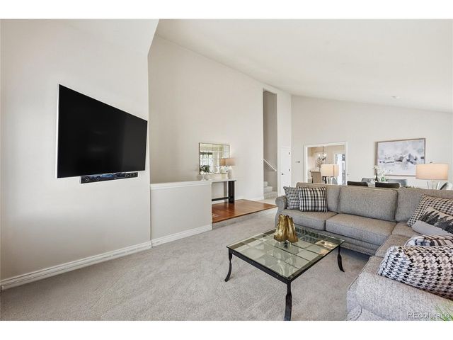 7887 S Ulster St, Centennial, CO 80112