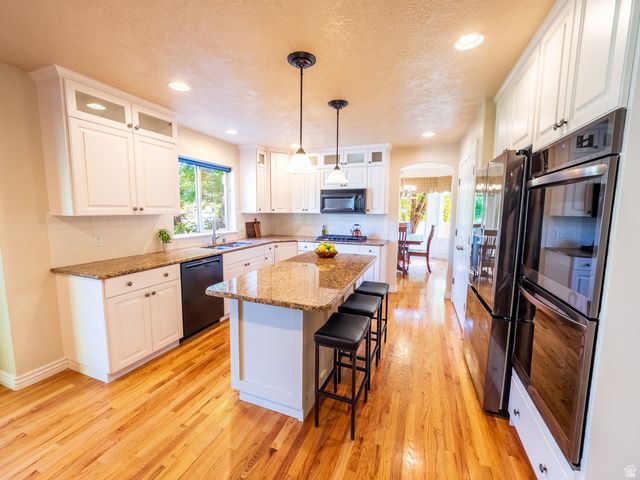 1001 MILL SHADOW DR, Kaysville, UT 84037