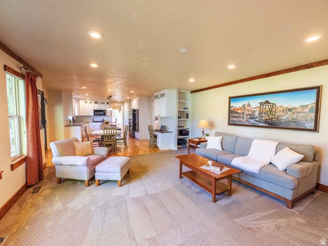 1001 MILL SHADOW DR, Kaysville, UT 84037