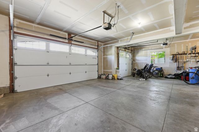 1001 MILL SHADOW DR, Kaysville, UT 84037