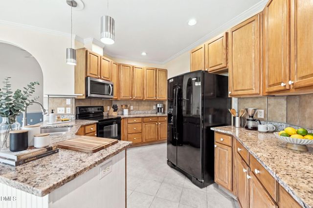214 Parkridge Drive, Clayton, NC 27527