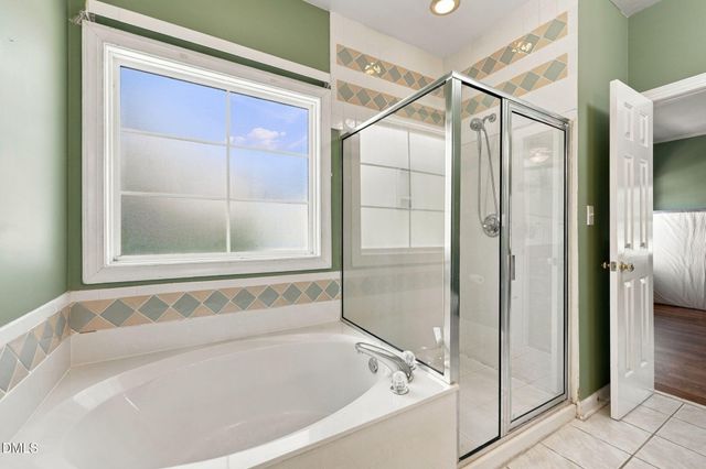214 Parkridge Drive, Clayton, NC 27527