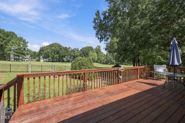 214 Parkridge Drive, Clayton, NC 27527