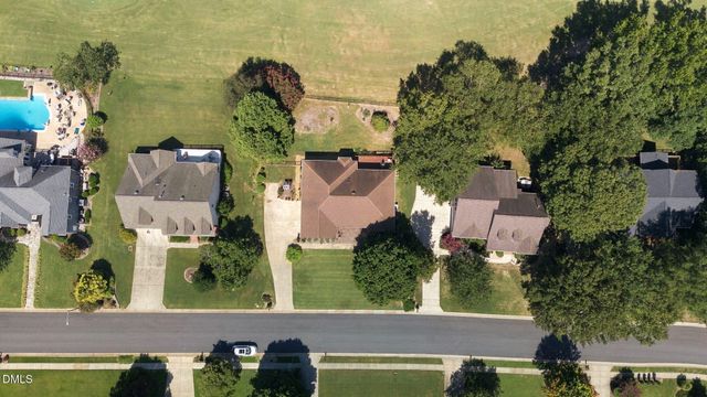 214 Parkridge Drive, Clayton, NC 27527
