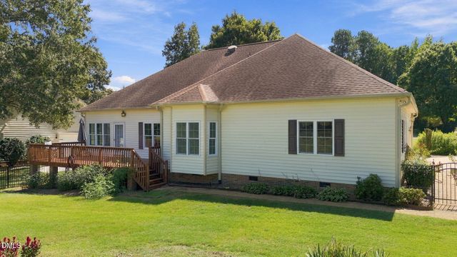 214 Parkridge Drive, Clayton, NC 27527