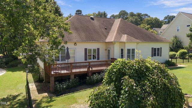 214 Parkridge Drive, Clayton, NC 27527