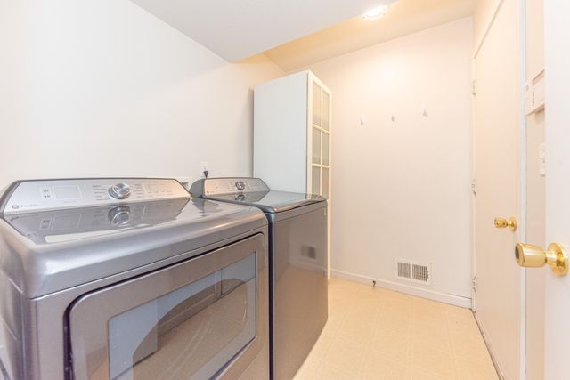 860 Prairie Lane, Milan, MI 48160