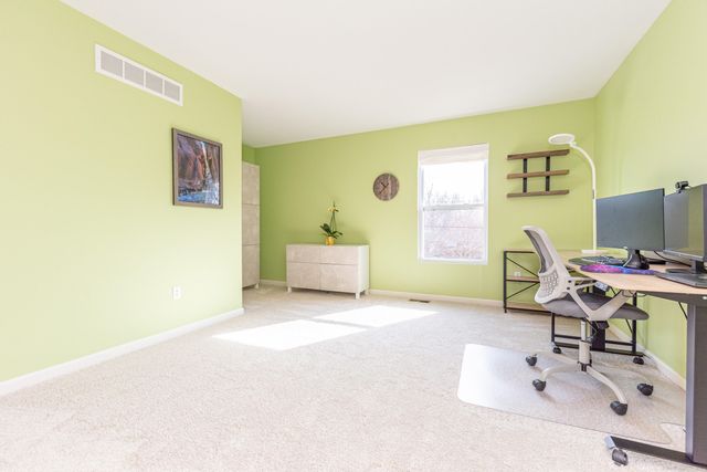 860 Prairie Lane, Milan, MI 48160