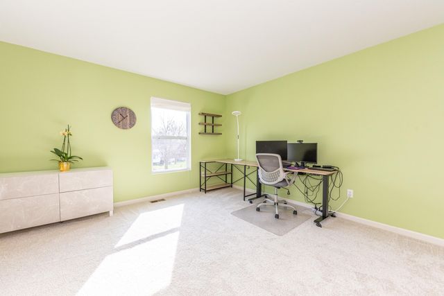 860 Prairie Lane, Milan, MI 48160