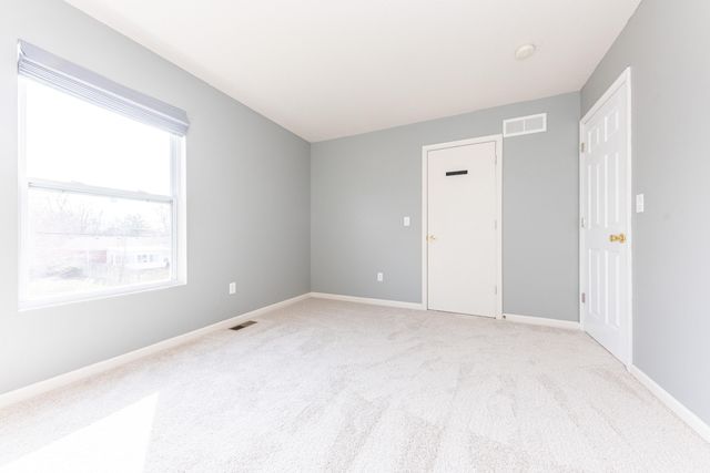 860 Prairie Lane, Milan, MI 48160