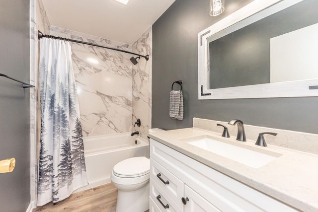 860 Prairie Lane, Milan, MI 48160