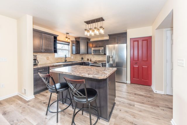 860 Prairie Lane, Milan, MI 48160