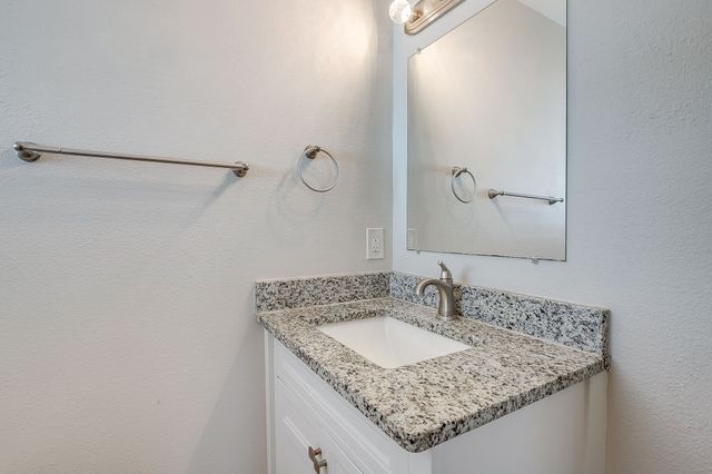 204 W Northern Avenue, Saginaw, TX 76179