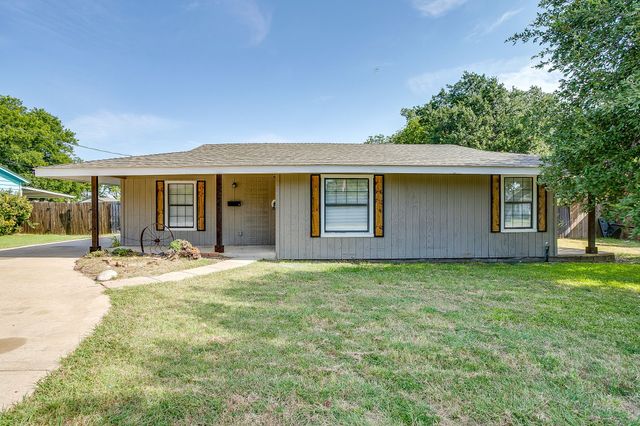 204 W Northern Avenue, Saginaw, TX 76179