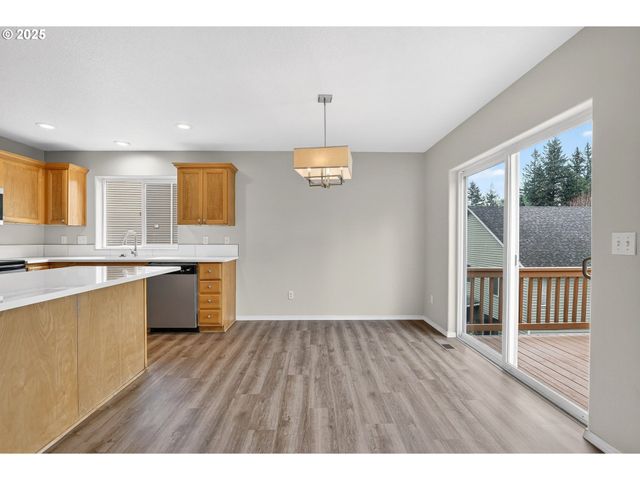 38420 MILLER St, Sandy, OR 97055