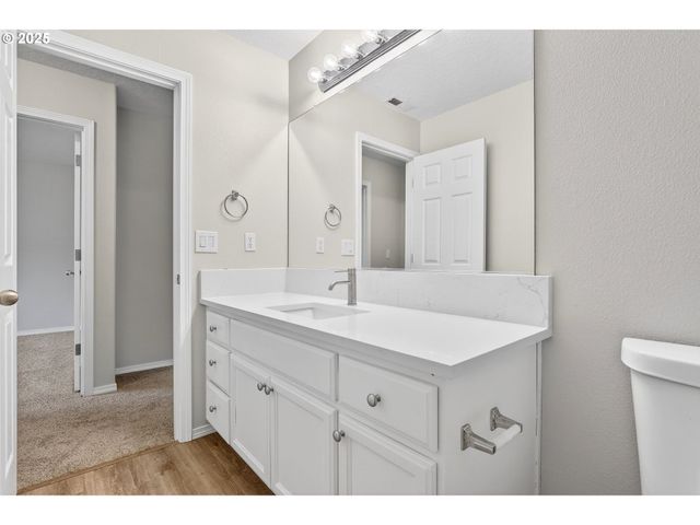 38420 MILLER St, Sandy, OR 97055