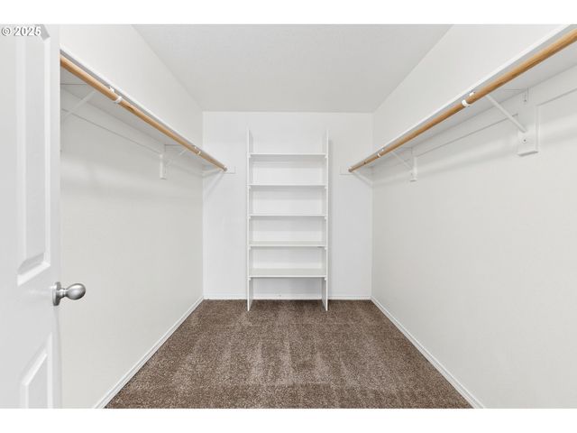 38420 MILLER St, Sandy, OR 97055