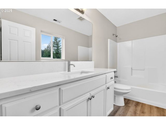 38420 MILLER St, Sandy, OR 97055