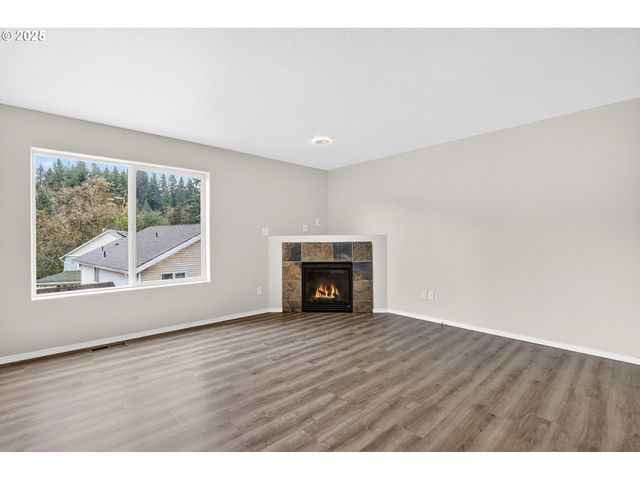 38420 MILLER St, Sandy, OR 97055